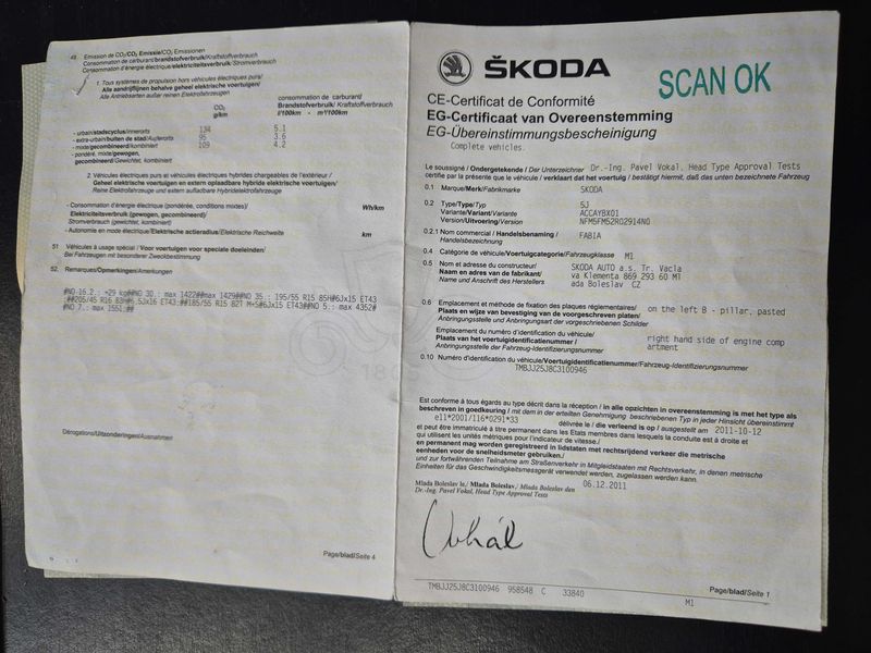 Skoda Fabia 1.6 TDI Ambition — zdjęcie 17