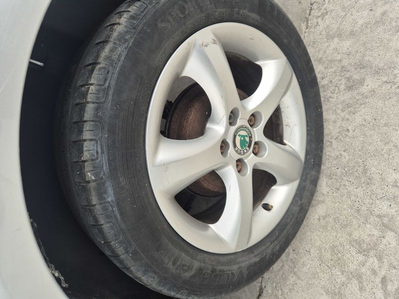 Skoda Fabia 1.6 TDI Ambition — zdjęcie 22