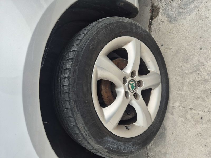 Skoda Fabia 1.6 TDI Ambition — zdjęcie 23