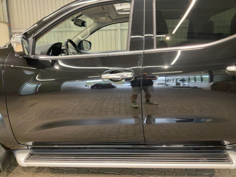 Nissan Navara NP-300 2.3 dCi N-Guard Double Cab 4x4 — zdjęcie 4