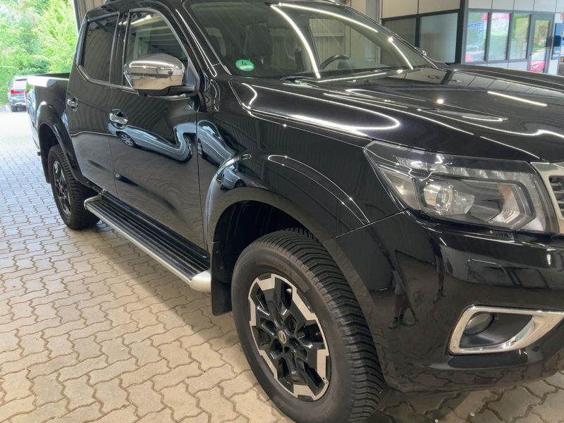 Nissan Navara NP-300 2.3 dCi N-Guard Double Cab 4x4 — zdjęcie 8