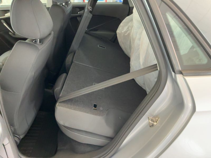Audi A1 Sportback 1.6 TDI Sport — zdjęcie 14