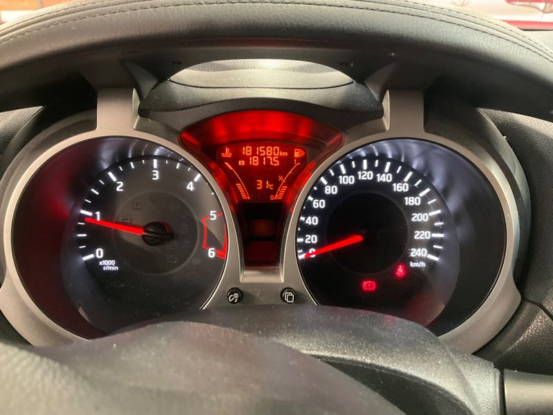 Nissan Juke 1.5 dCi Blacktop — zdjęcie 13