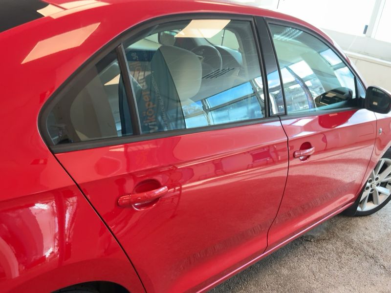 Skoda Rapid 1.2 TSI Elegance — zdjęcie 7