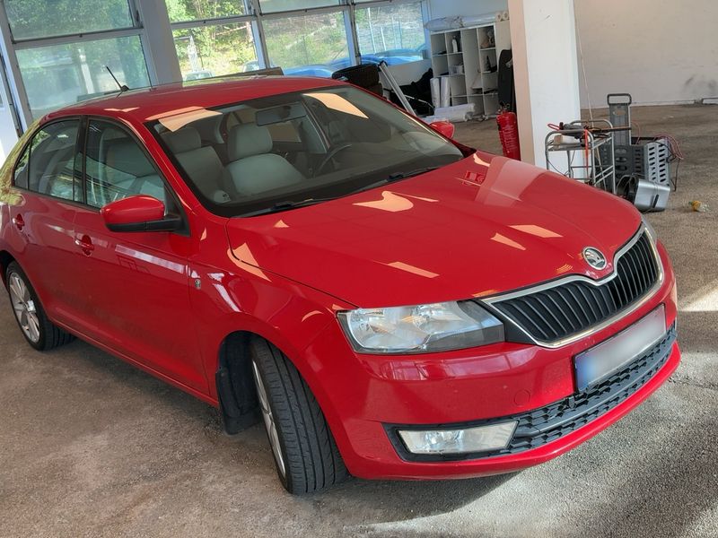Skoda Rapid 1.2 TSI Elegance — zdjęcie 8