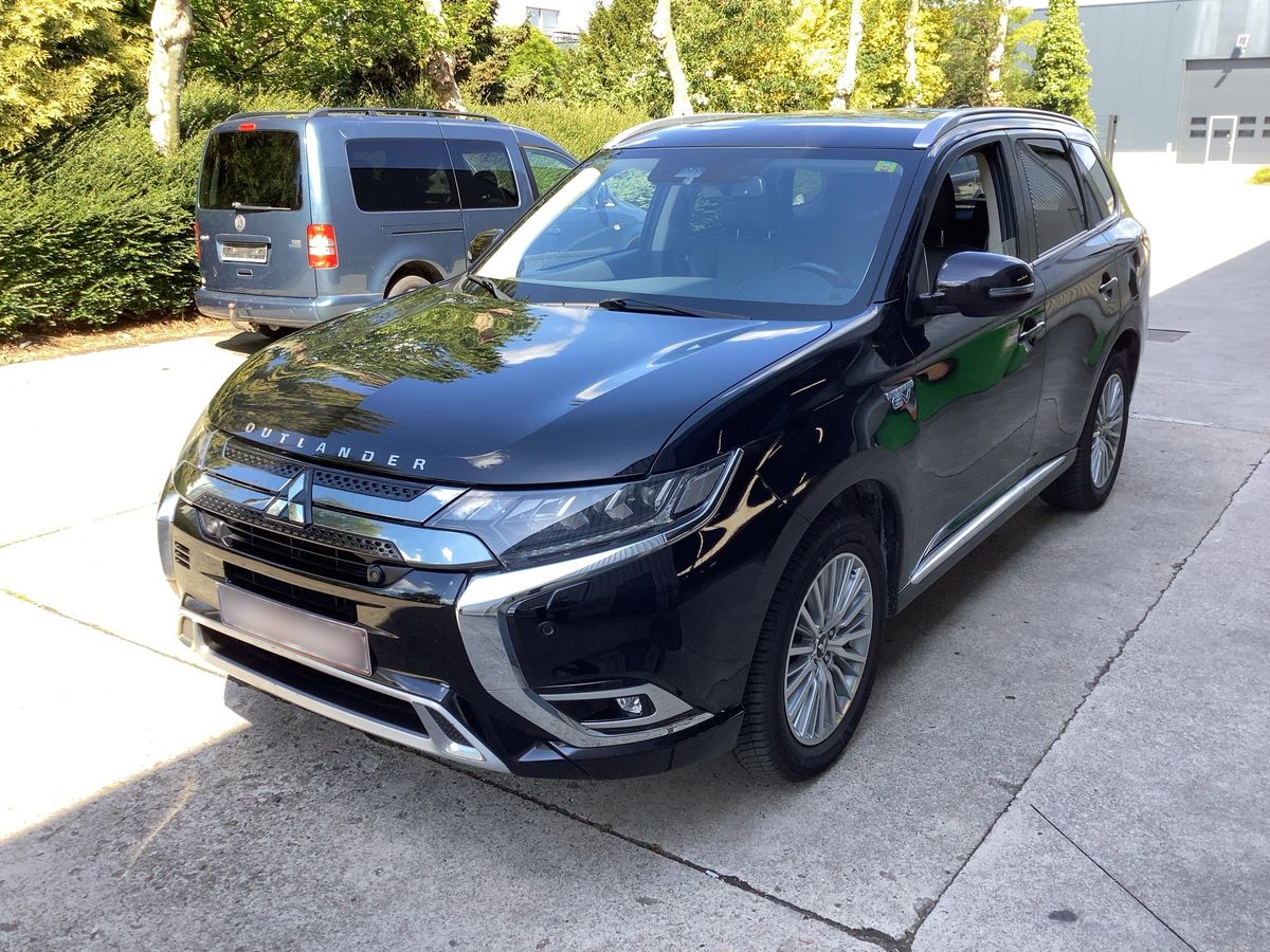 Mitsubishi Outlander 2020