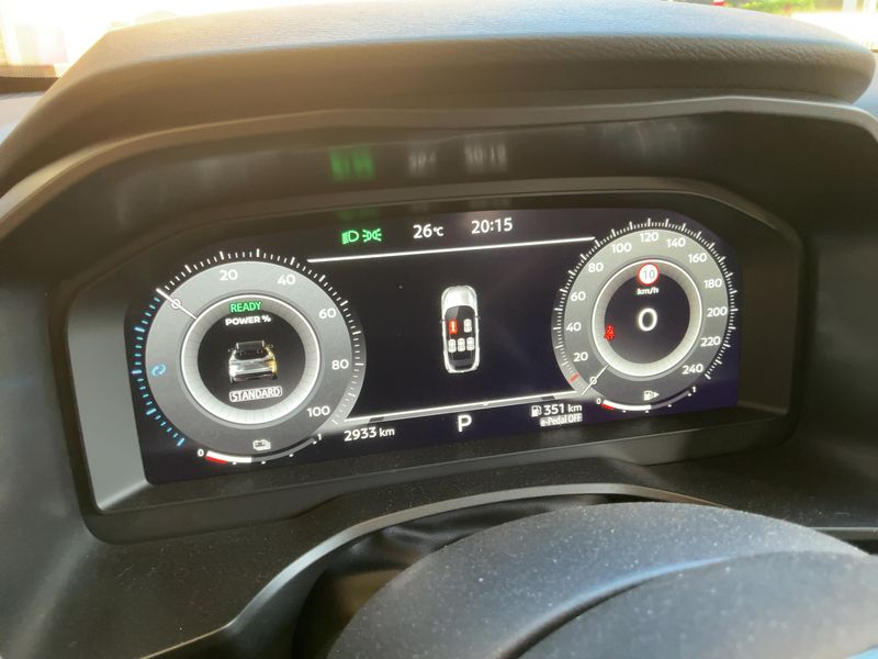 Nissan Qashqai 1.5 VC-T e-POWER Acenta — zdjęcie 13