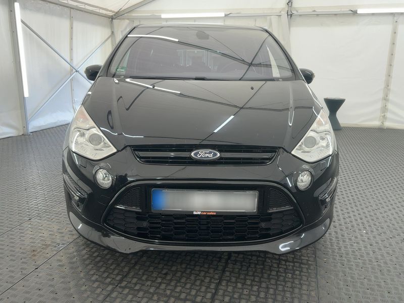 Ford S-Max 2.0 EcoBoost Titanium S — zdjęcie 9