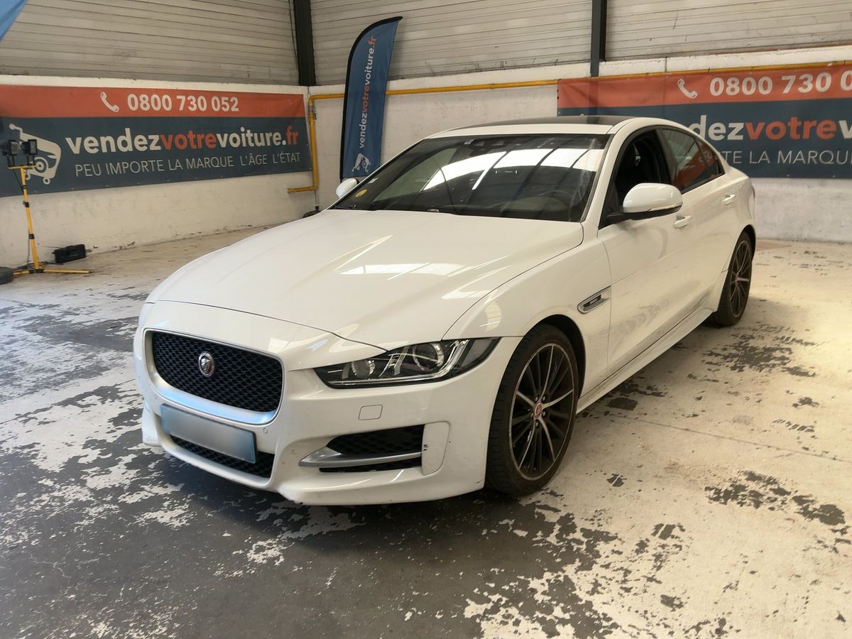 Jaguar XE 2015