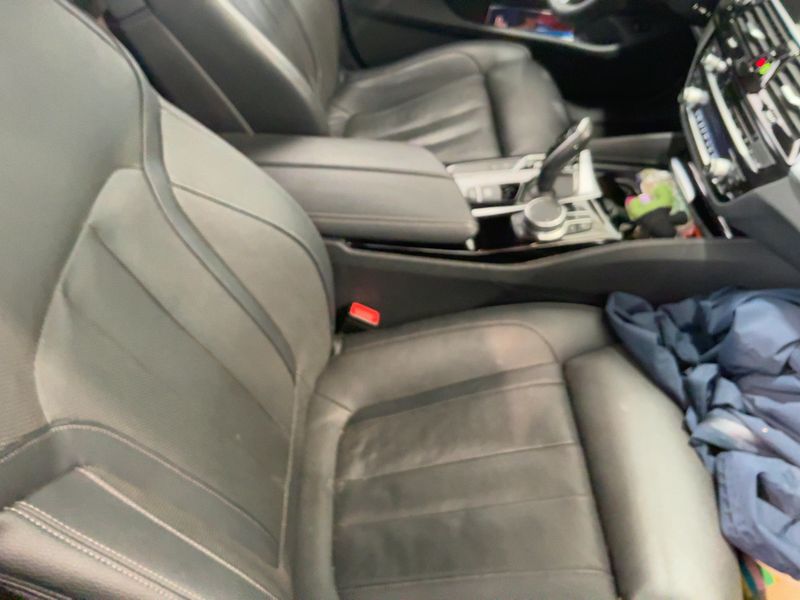 BMW 5er 530i xDrive M Sport — zdjęcie 11