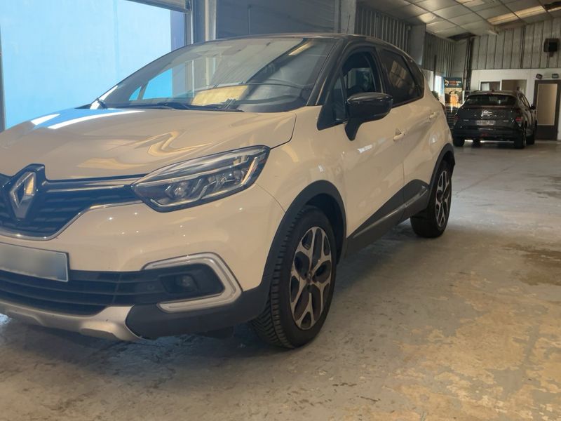 Renault Captur 1.5 dCi Energy Intens — zdjęcie 2