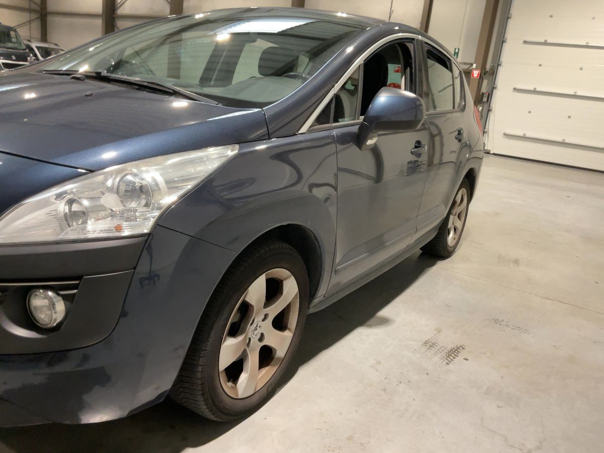 Peugeot 3008 1.6 Active