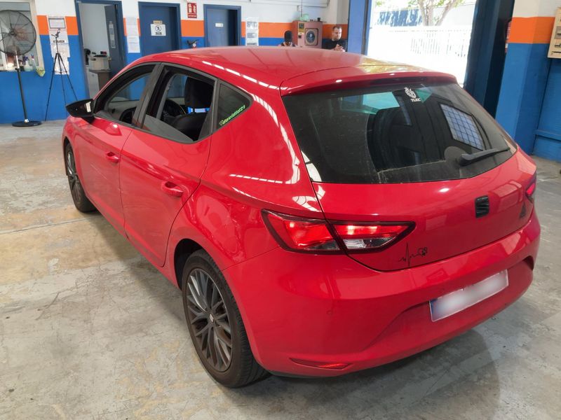 Seat Leon 1.6 TDI Style 2015 – снимка 6