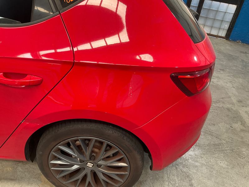 Seat Leon 1.6 TDI Style 2015 – снимка 28