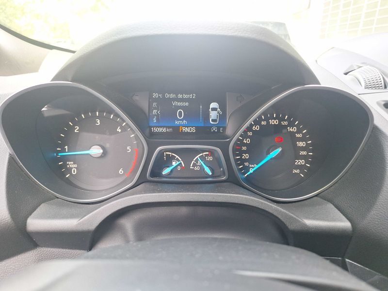 Ford Kuga 2.0 TDCi ST-Line — zdjęcie 12