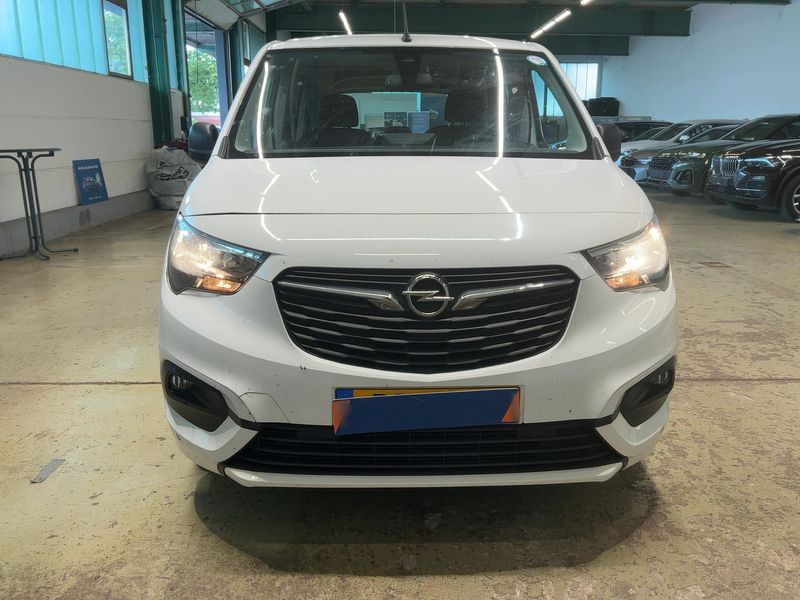 Opel Combo Life 1.5 CDTI Edition — zdjęcie 9