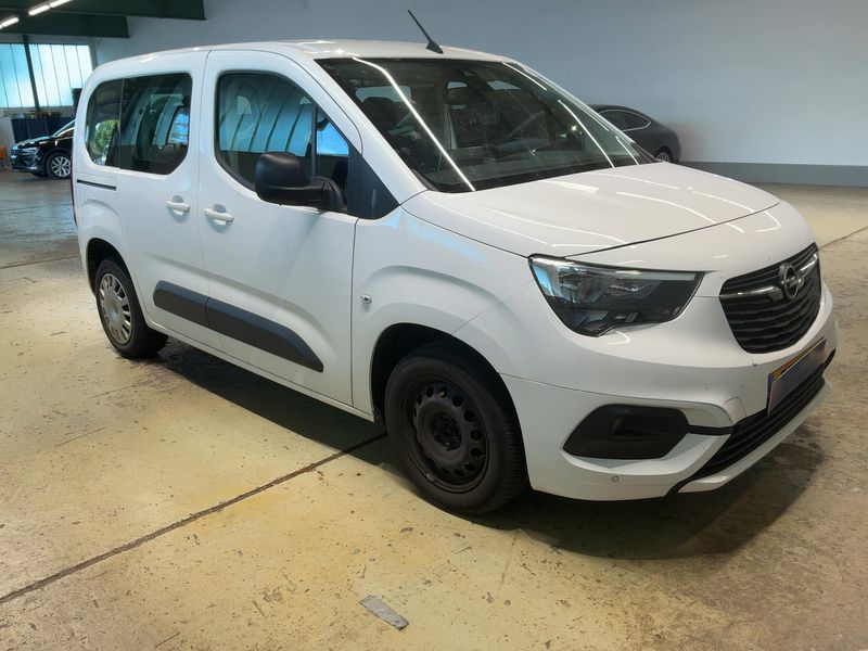 Opel Combo Life 1.5 CDTI Edition — zdjęcie 8