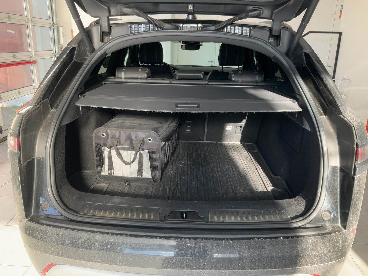 Land Rover 2019 — photo 16