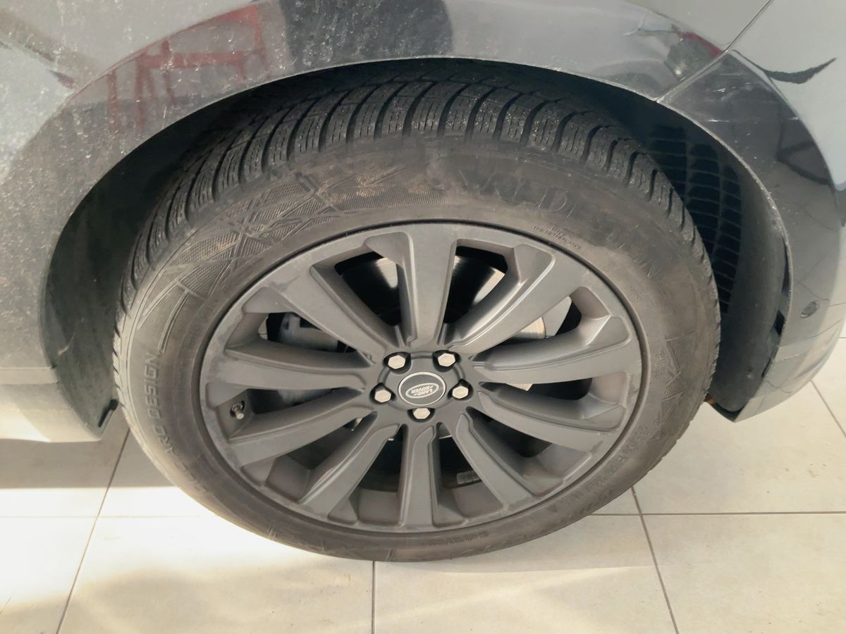 Land Rover 2019 — photo 12
