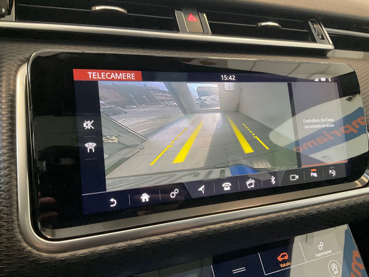 Land Rover 2019 — photo 23