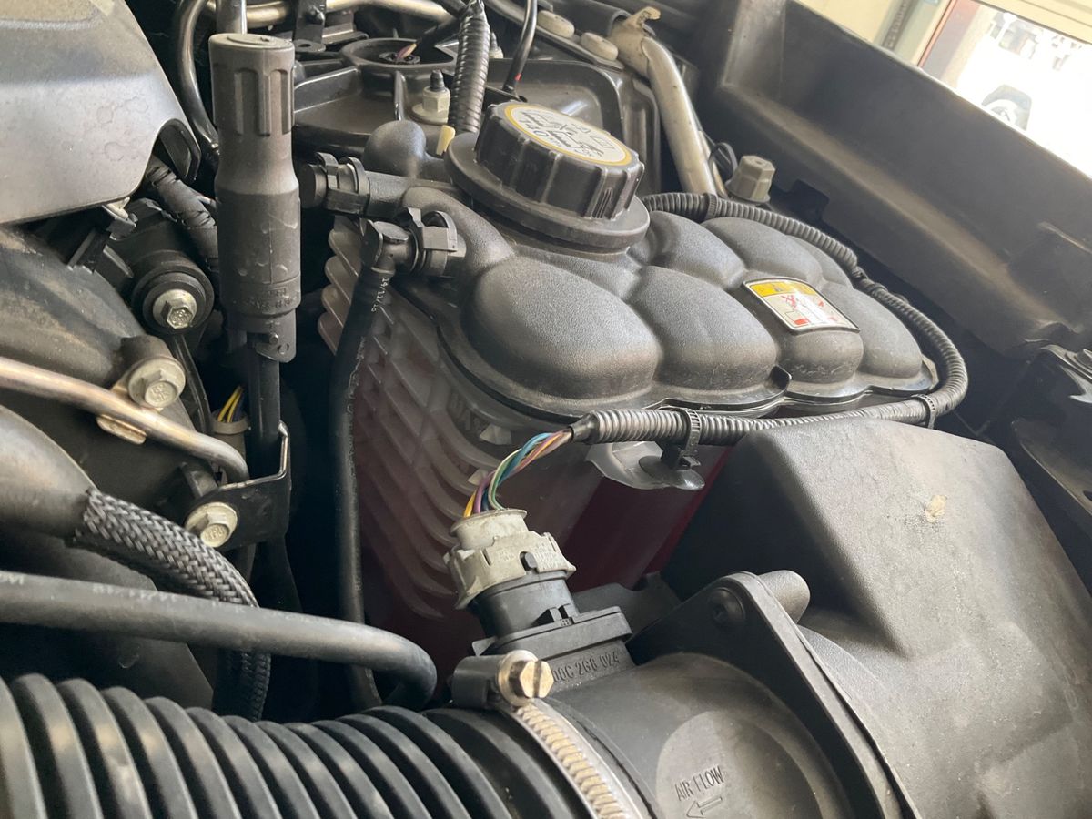 Land Rover 2019 — photo 27