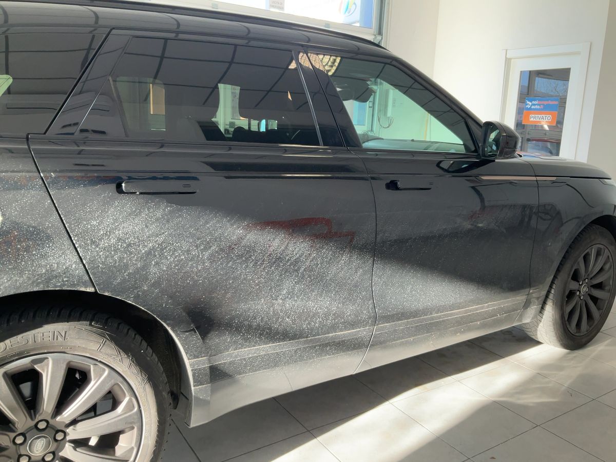 Land Rover 2019 — photo 11