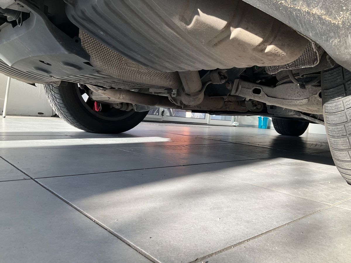 Land Rover 2019 — photo 28