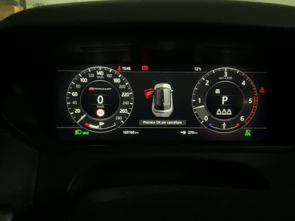 Land Rover 2019 — photo 19