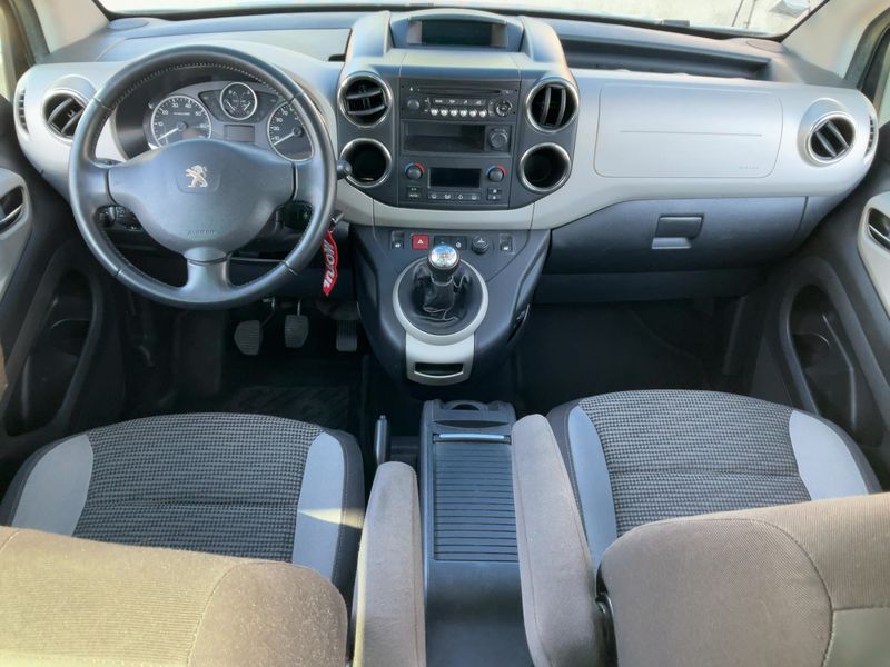 Peugeot Partner 1.6 HDi Zenith — zdjęcie 12