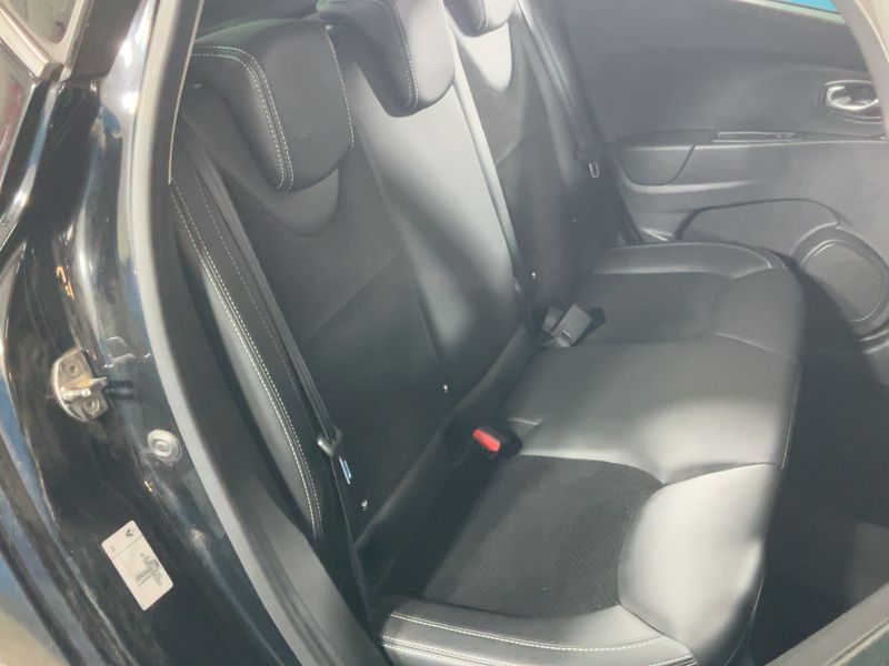 Renault Clio 0.9 Energy Intens — zdjęcie 14