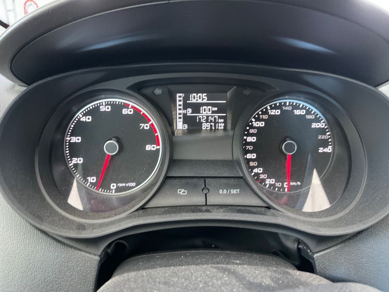 Seat Ibiza 1.4 Style Salsa — zdjęcie 4