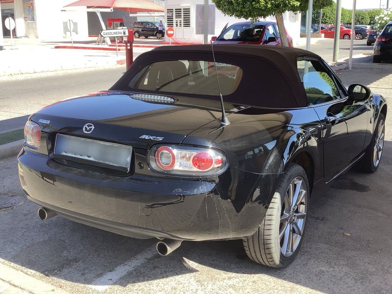 Mazda MX-5 1.8 Niseko — zdjęcie 6