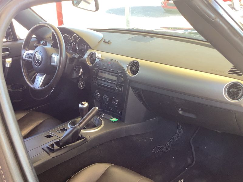 Mazda MX-5 1.8 Niseko — zdjęcie 12
