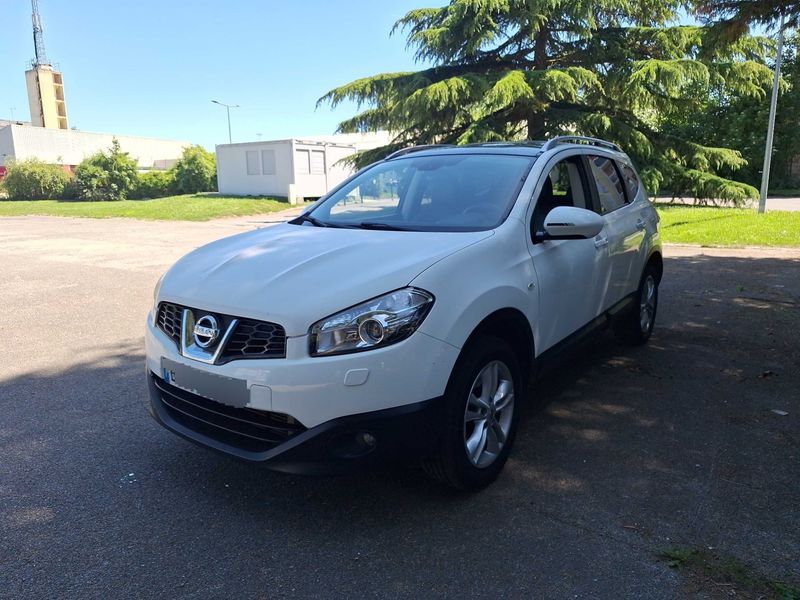 Nissan Qashqai+2