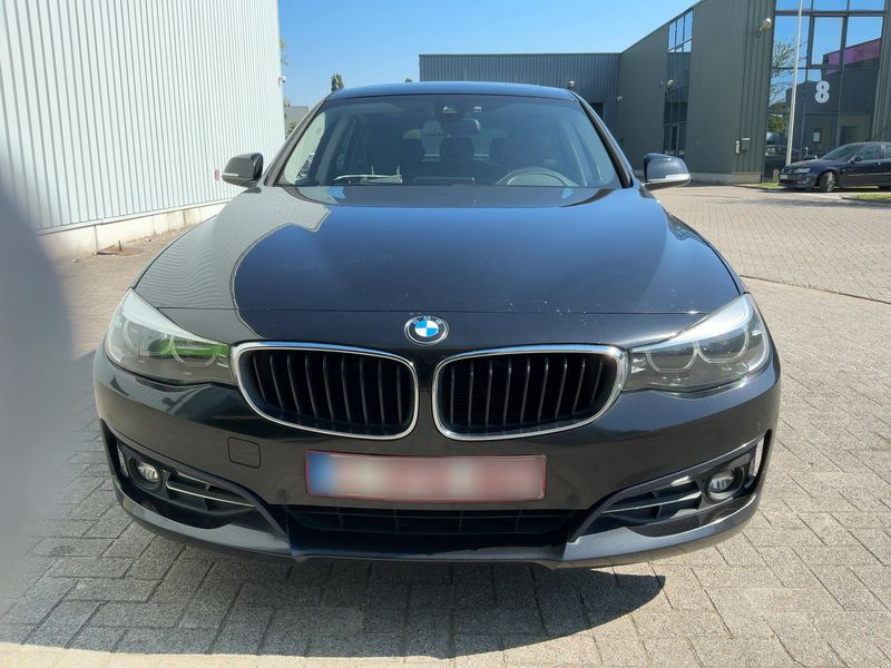 BMW 3er 318d GT Sport Line — zdjęcie 9