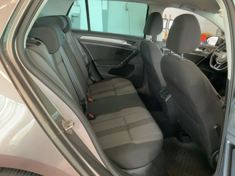 Volkswagen Golf VII 2.0 TDI Allstar BlueMotion Tech — zdjęcie 14