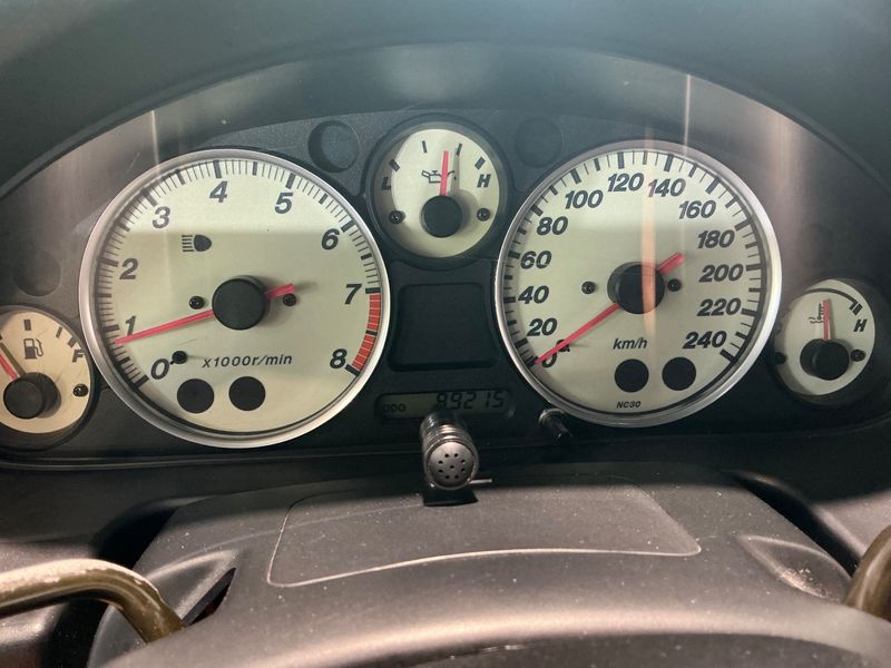 Mazda MX-5 1.9 Silver Blues — zdjęcie 13