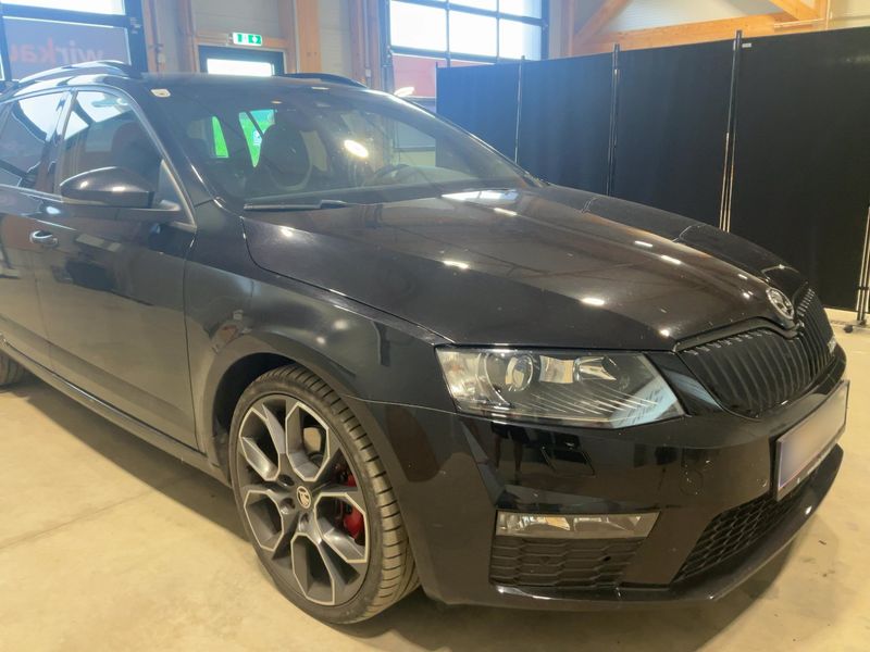 Skoda Octavia 2.0 TDI RS 4x4 2016 – снимка 12