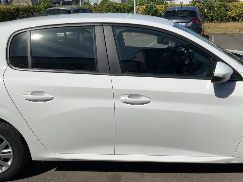 Peugeot 208 1.2 PureTech Active 2021 – снимка 10