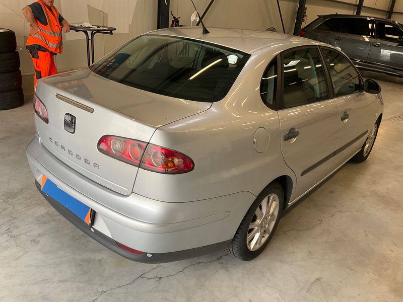 Seat Cordoba 1.4 Reference — zdjęcie 2