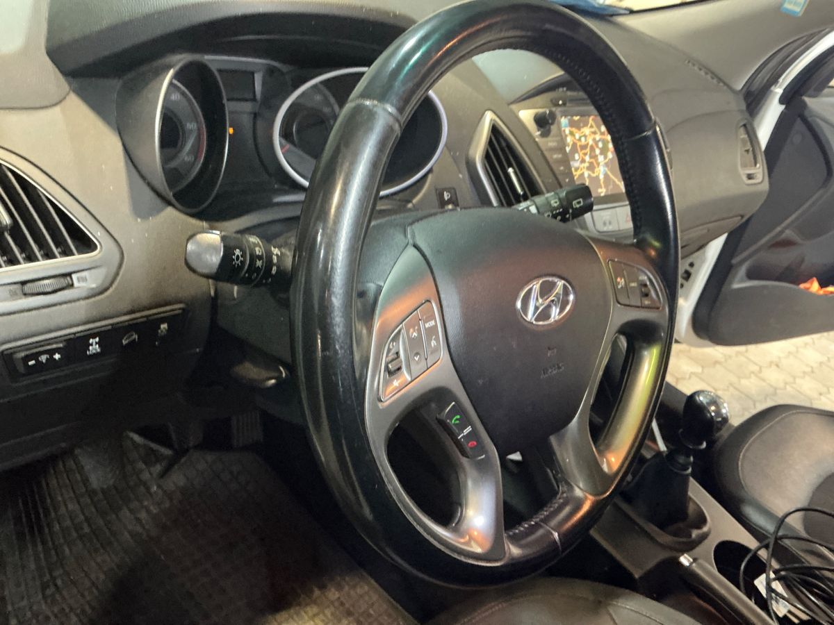 Hyundai Tucson 2015 — photo 34