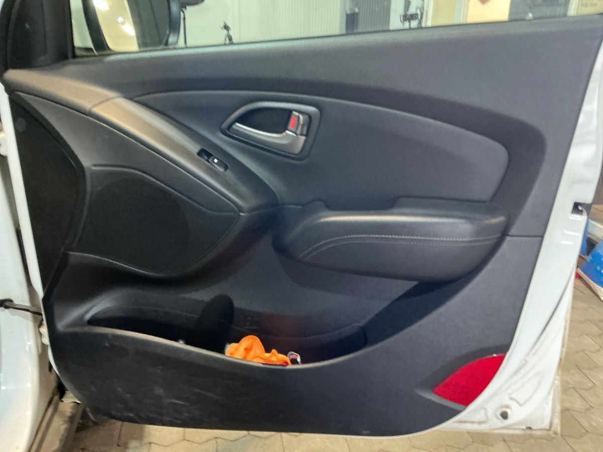 Hyundai Tucson 2015 — photo 28