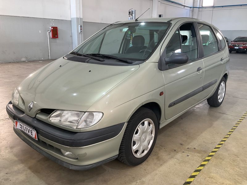 Renault Scenic 1.6 RT