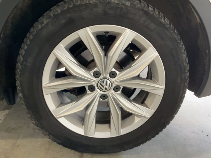 Volkswagen Tiguan 2.0 TDI Carat Exclusive BlueMotion Tech 2018 – снимка 5