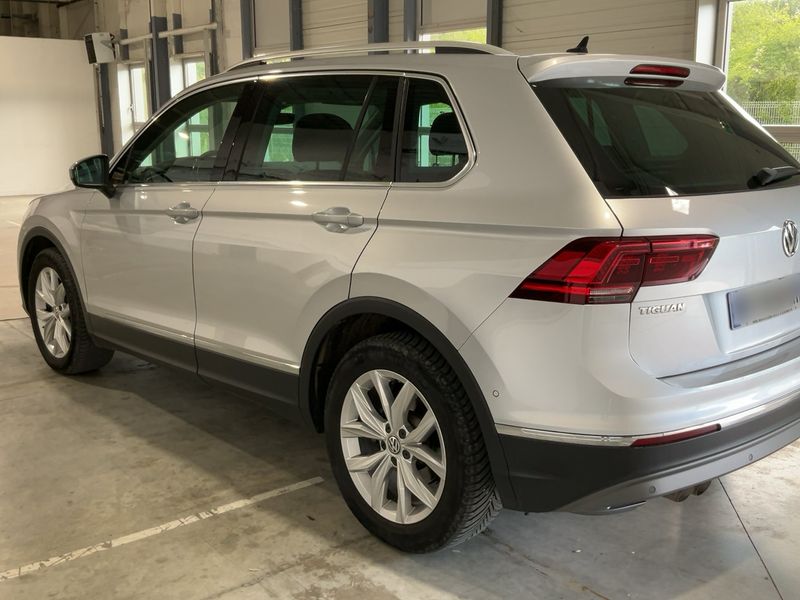Volkswagen Tiguan 2.0 TDI Carat Exclusive BlueMotion Tech 2018 – снимка 6