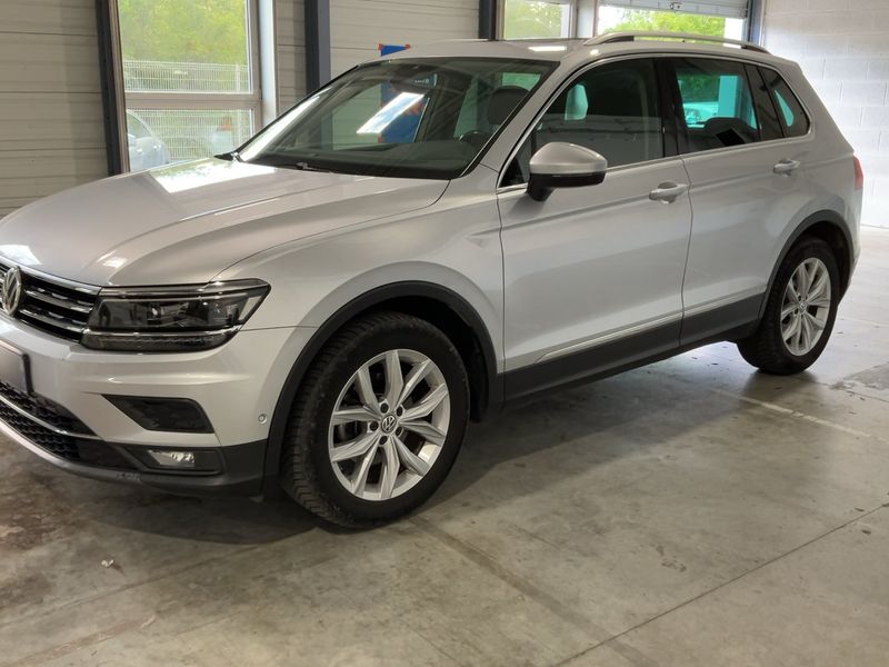 Volkswagen Tiguan 2.0 TDI Carat Exclusive BlueMotion Tech 2018 – снимка 2