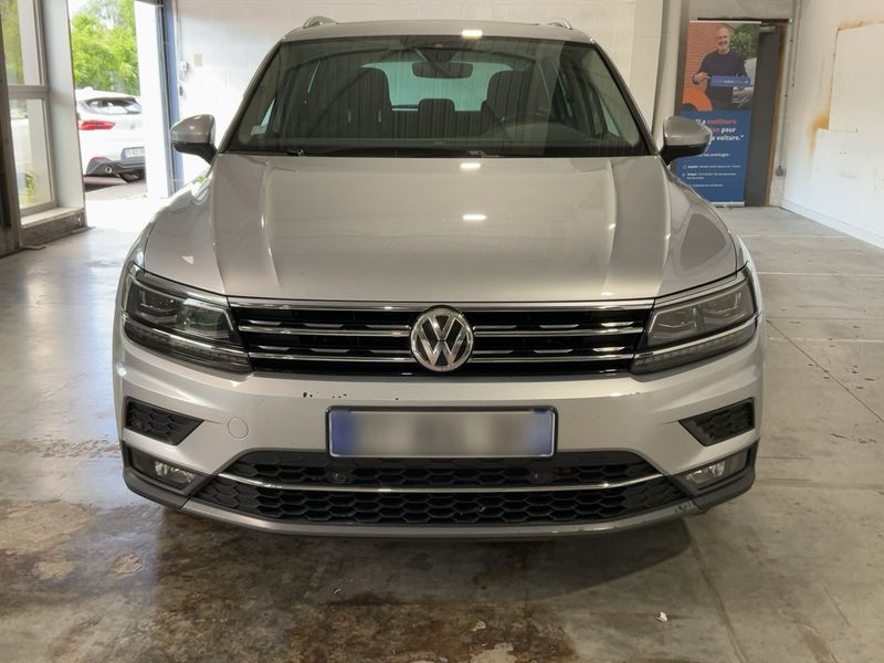 Volkswagen Tiguan 2.0 TDI Carat Exclusive BlueMotion Tech 2018 – снимка 14