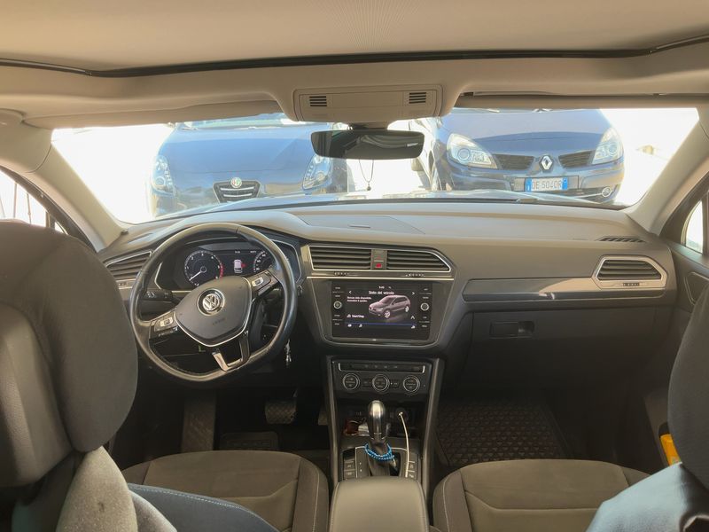 Volkswagen Tiguan 2.0 TDI Executive 4Motion BlueMotion Tech 2017 – снимка 17