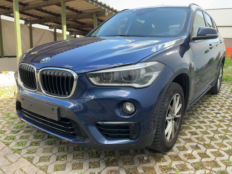 X1 sDrive 18d Sport Line
