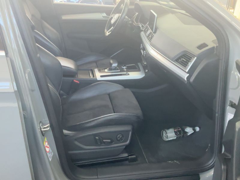 Audi Q5 55 TFSIe quattro sport — zdjęcie 11